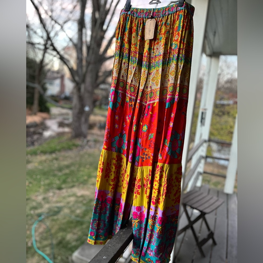 Vibrant flowy palazzo pants - never worn!